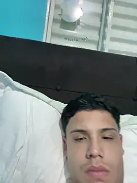 Wellington00  online show from February 3, 1:14 am