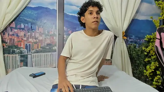 jhonaEstrada online show from January 16, 4:37 am