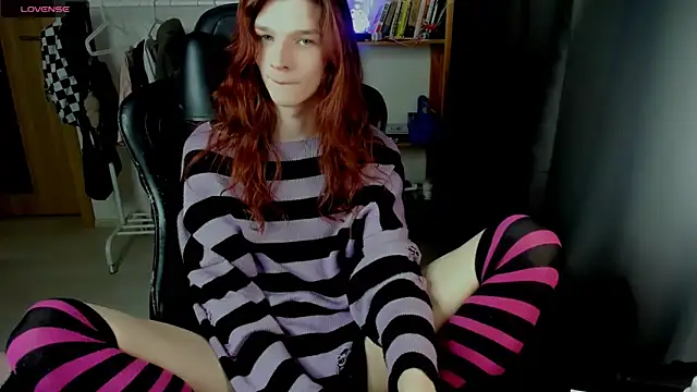 iceseeker2 online show from April 15, 7:19 am