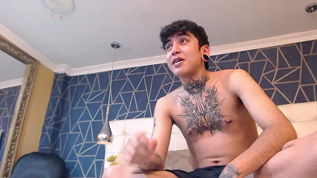 MarkOlsenn online show from January 15, 9:06 pm