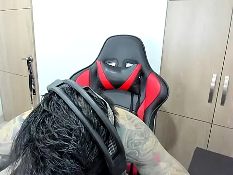 Chrissblack online show from February 18, 12:53 am