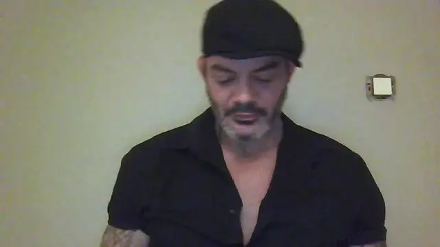 Yvar38 online show from February 8, 9:41 pm