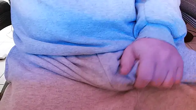 Dominic2295 online show from February 1, 7:07 am