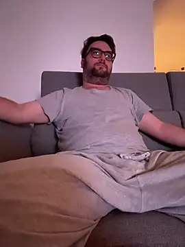 Dominic2295 online show from February 21, 4:46 am