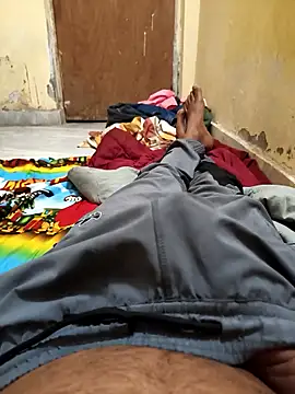 hungry-boys online show from February 22, 5:36 pm