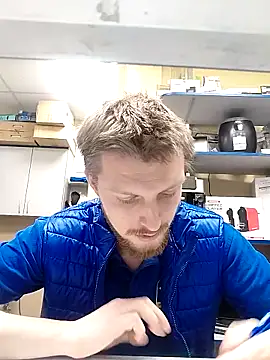 yurii magic online show from February 9, 7:57 am