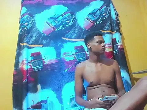 aunstin mohamme online show from February 5, 1:01 am