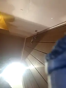 justenjoyingurcompany online show from January 15, 6:39 am