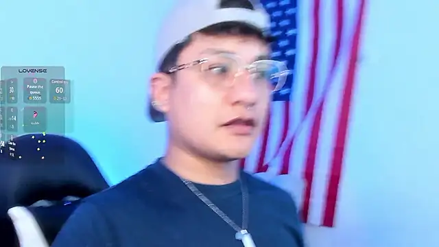 Theo Rowan online show from February 12, 8:04 pm