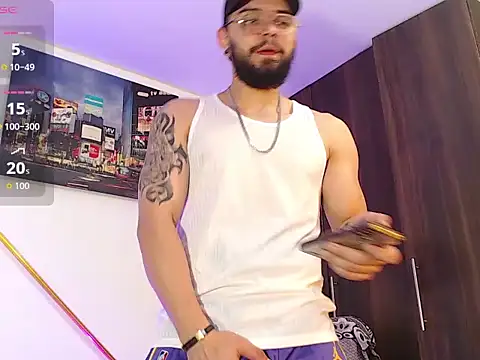 Axel Stton online show from April 8, 2:15 pm