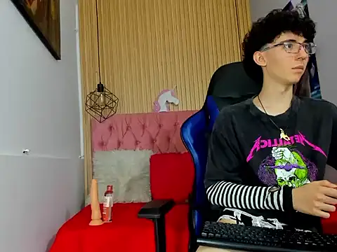 Syriussz online show from February 14, 7:53 pm