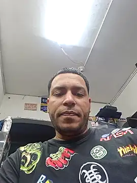 mago vive online show from April 18, 7:32 am