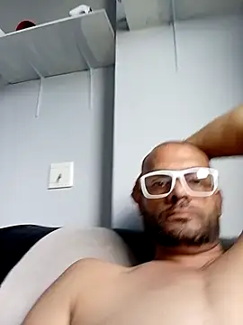 someone2lookAT online show from January 12, 2:10 pm