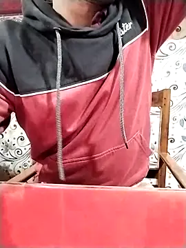 studio-my online show from February 5, 2:57 pm