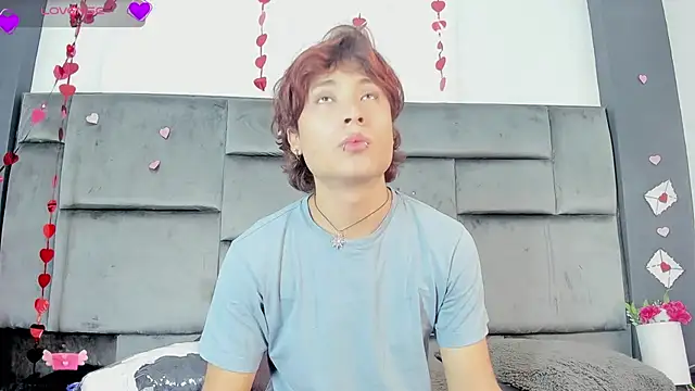 Liam Grant online show from February 25, 6:42 pm