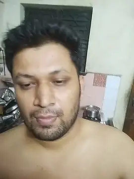 Pravin9562 online show from April 3, 7:21 pm