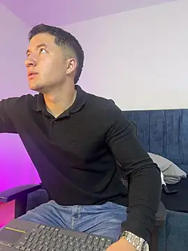 Alexander Connor online show from January 18, 12:40 pm