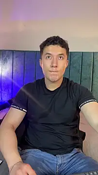 Alexander Connor online show from April 14, 12:05 pm