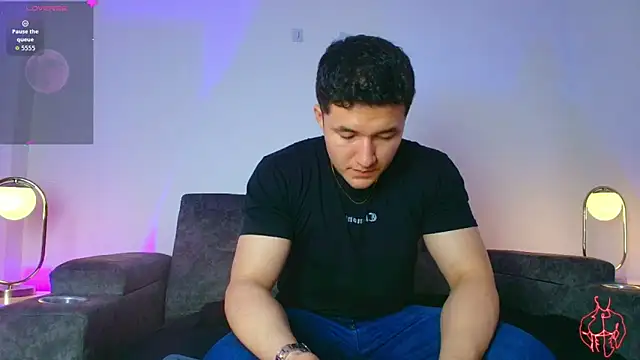 Alexander Connor online show from April 24, 12:40 pm