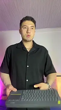 Alexander Connor online show from April 7, 12:27 pm