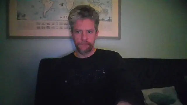 chiichii23 online show from January 18, 8:10 am