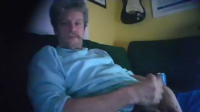 chiichii23 online show from December 31, 12:32 am