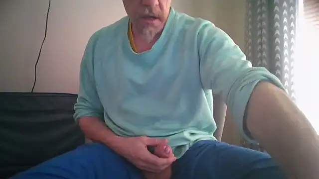 chiichii23 online show from December 25, 11:43 am