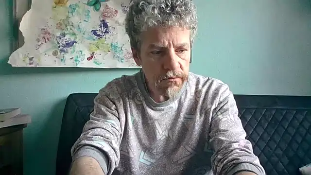 chiichii23 online show from March 12, 9:44 am