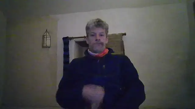 chiichii23 online show from November 17, 8:45 pm