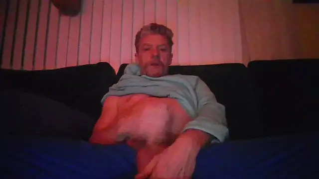 chiichii23 online show from February 10, 10:19 pm