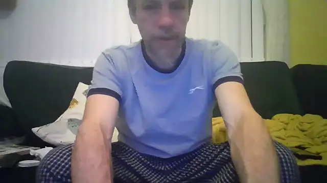 chiichii23 online show from December 10, 11:21 pm