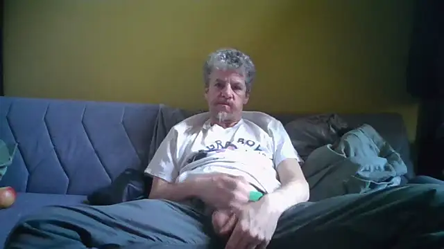 chiichii23 online show from January 31, 1:56 pm