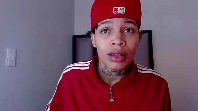 Dogan Renzo0 online show from February 18, 11:52 am