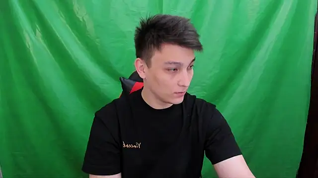 Justin time111 online show from April 21, 2:12 pm