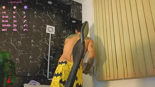 mister eithan online show from April 17, 2:25 am