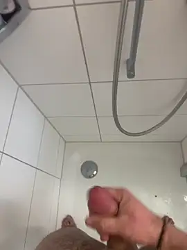 tony3729 online show from February 8, 1:26 pm