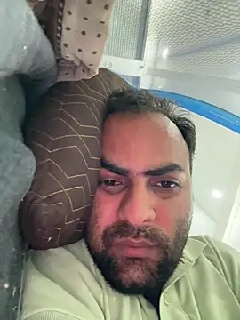 hardlysuck online show from March 4, 4:14 pm