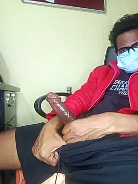 Lovable dude online show from February 22, 6:31 pm