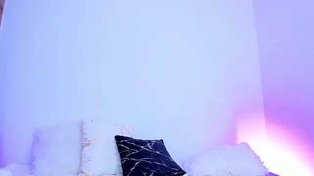 Axel nova online show from April 4, 7:22 pm