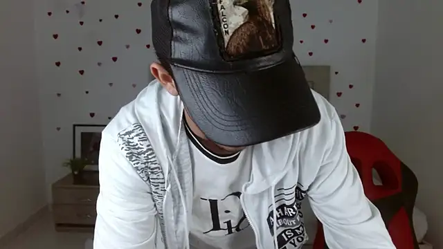 Caius fox online show from March 22, 4:56 pm