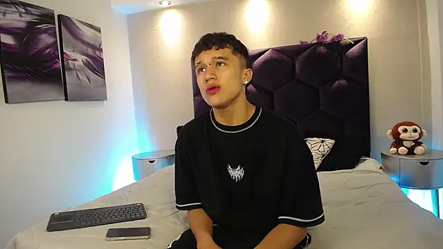 Dominik Souza online show from March 20, 10:02 pm