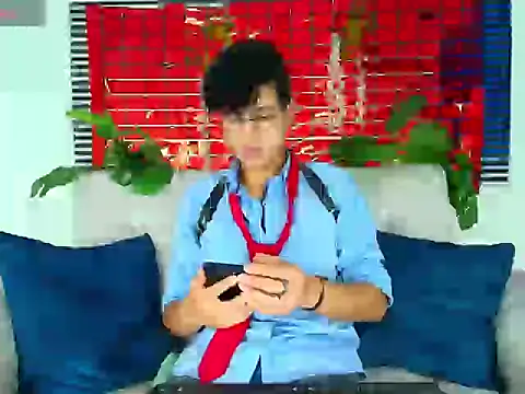 ThiiagoSaeenz online show from February 18, 10:51 pm