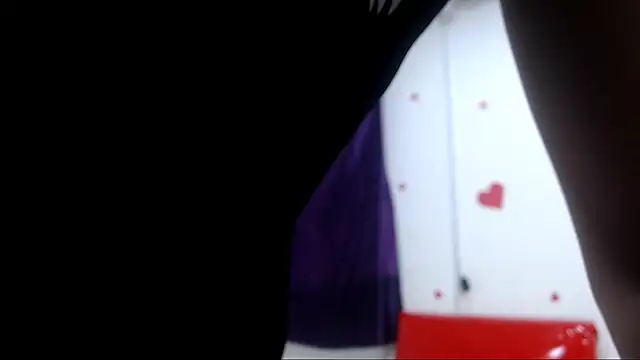 arielnoir6958 online show from February 19, 11:23 pm