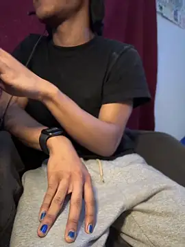 vexahleah online show from April 7, 3:34 pm