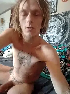 Versaceballsack online show from February 24, 5:25 pm