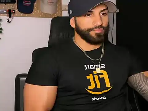 SamDornan51 online show from February 4, 12:38 am