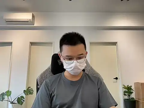 bigdomdomsss online show from February 1, 8:57 am