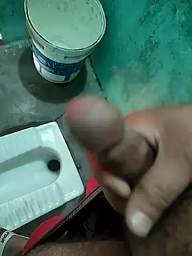 suck my tit online show from April 12, 4:37 am