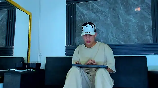 Dominic 26 online show from March 1, 8:08 pm