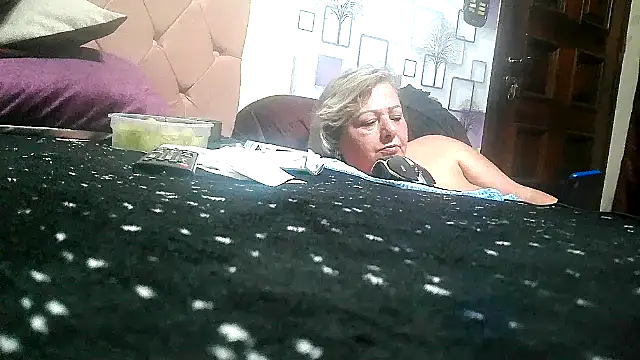 bialoba7 online show from January 16, 11:07 pm